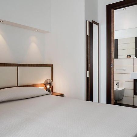 Dan Hotel Riccione Bagian luar foto