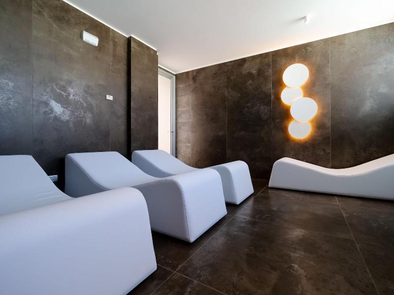 Dan Hotel Riccione Bagian luar foto
