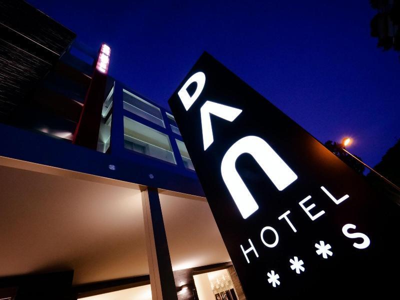 Dan Hotel Riccione Bagian luar foto