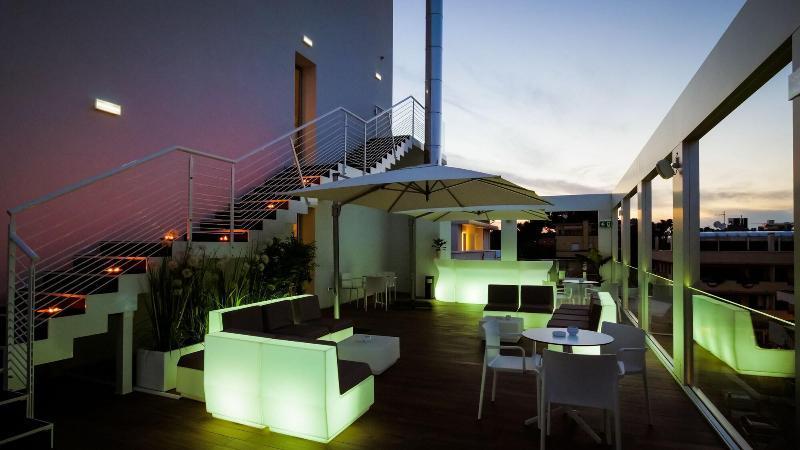 Dan Hotel Riccione Bagian luar foto