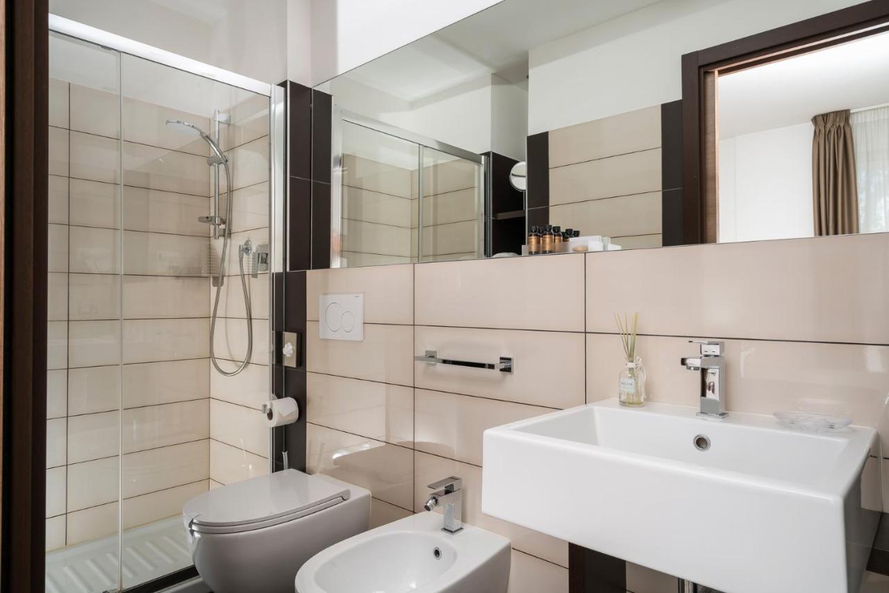 Dan Hotel Riccione Bagian luar foto