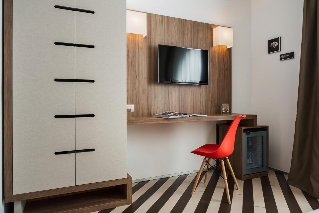 Dan Hotel Riccione Bagian luar foto