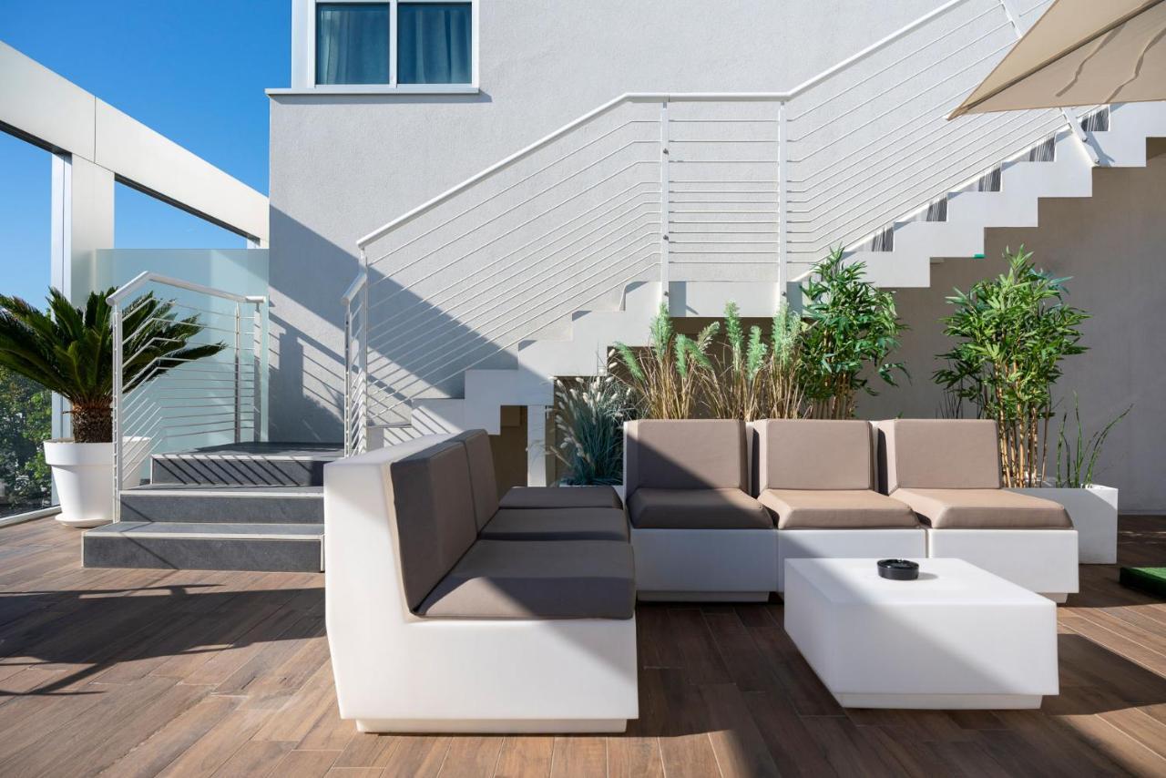 Dan Hotel Riccione Bagian luar foto