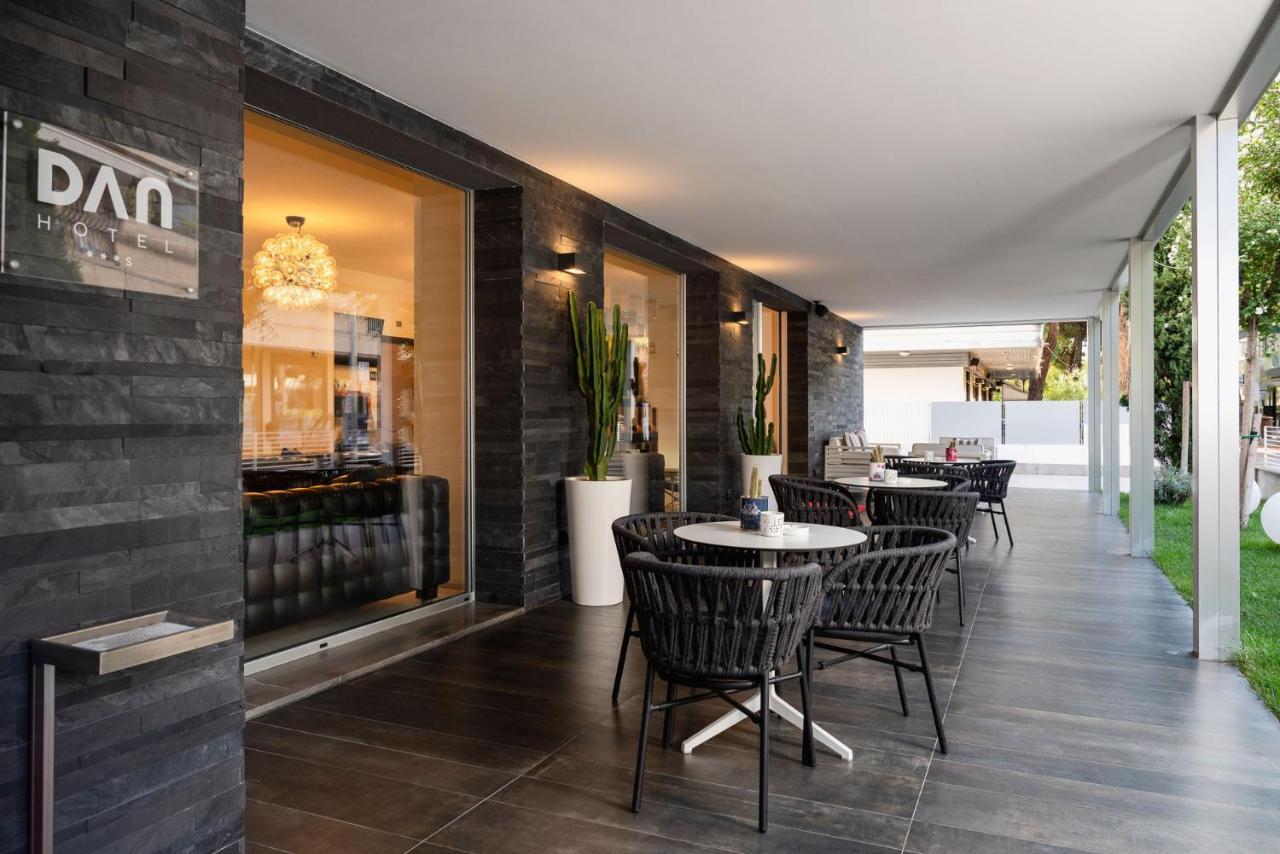 Dan Hotel Riccione Bagian luar foto