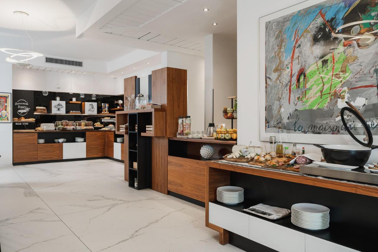 Dan Hotel Riccione Bagian luar foto