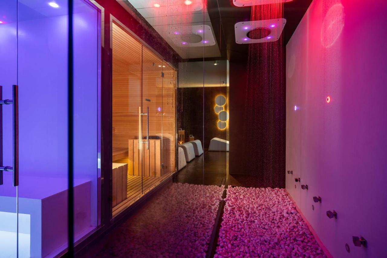 Dan Hotel Riccione Bagian luar foto